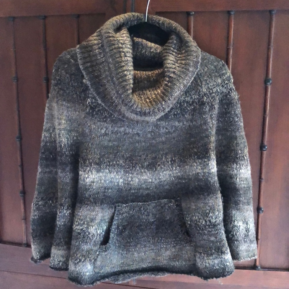 Splendid chunky cowl neck sweater poncho with kangaroo pocket